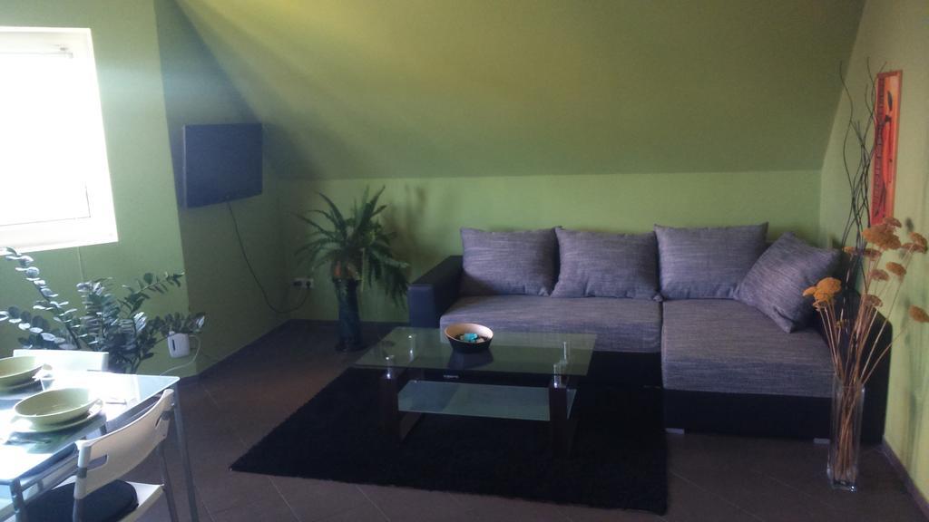 Solid Apartmans Budapeste Quarto foto